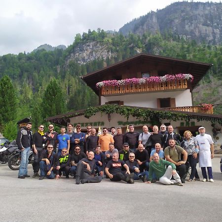 Affittacamere Pizzeria Marmolada Rocca Pietore Exterior photo