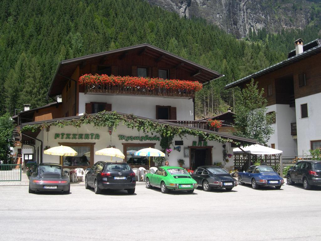 Affittacamere Pizzeria Marmolada Rocca Pietore Exterior photo